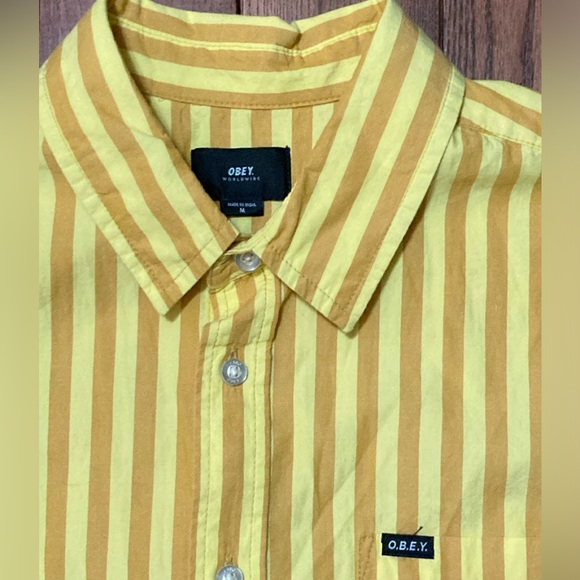 Obey - Striped Button Down S/S Shirt - Medium - Picture 1 of 3